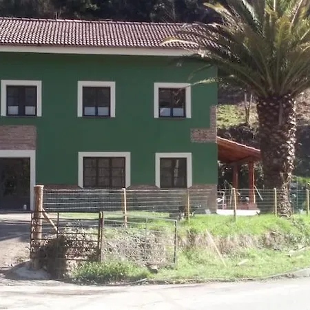 Couette-café Penacabrera 3 *